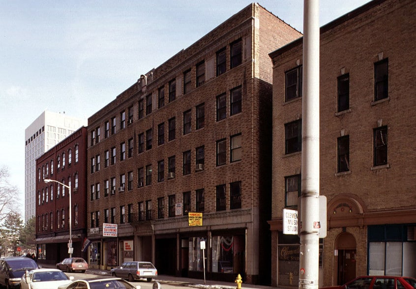 More Photos Of 8-16 Portland St, Worcester Apartments For Lease