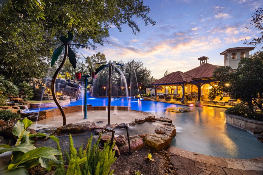 More Photos Of 21538 Mueschke Rd, Tomball Lodge Meeting Hall For Sale