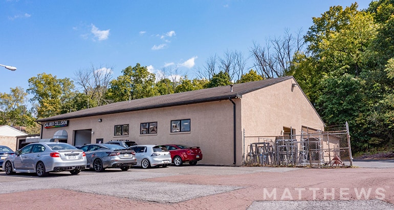 More Photos Of 14 S Sanatoga Rd, Pottstown General Retail For Sale