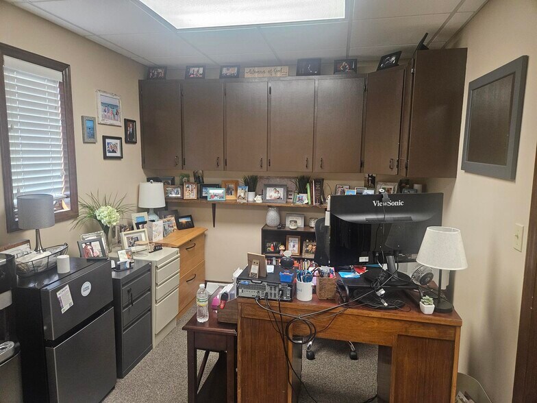 More Photos Of 5154 N 90th St, Omaha Office For Lease