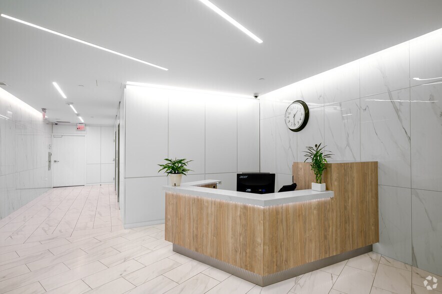 More Photos Of 1710 Rhode Island Ave NW, Washington Office For Lease