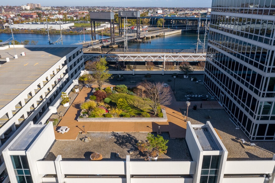 More Photos Of 10 Middle St, Bridgeport Office For Sale