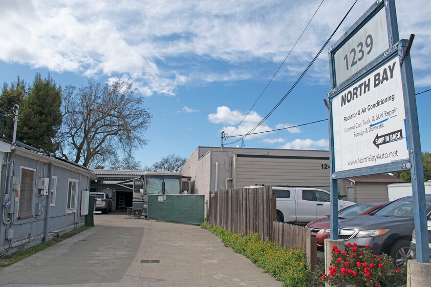 More Photos Of 1239 Cleveland Ave, Santa Rosa Auto Repair For Sale
