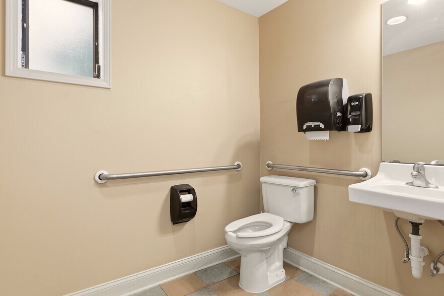 More Photos Of 9 San Bartola Dr, Saint Augustine Medical For Sale