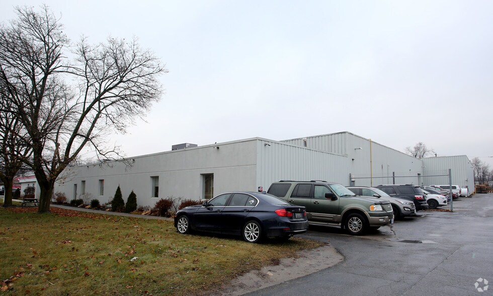 Primary Photo Of 95 John St, Orangeville Warehouse For Lease