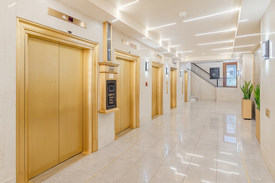 More Photos Of 35 Journal Sq, Jersey City Coworking Space