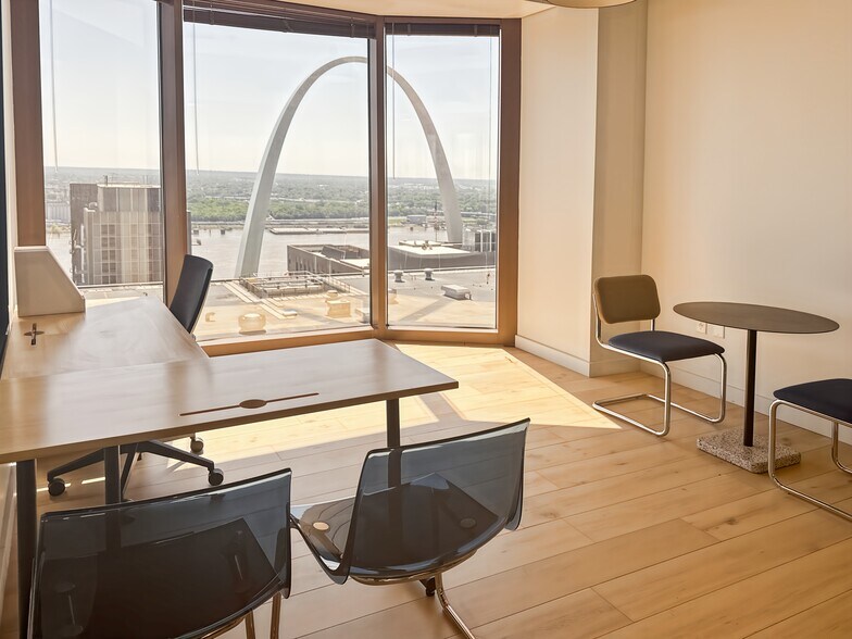 Primary Photo Of 211 N Broadway, Saint Louis Coworking Space