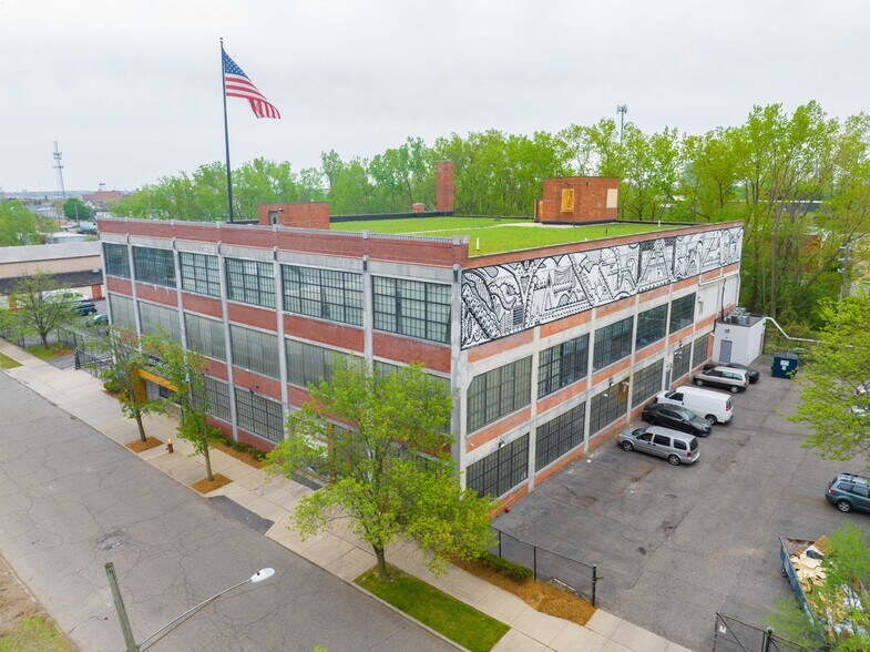 More Photos Of 1111 Bellevue St, Detroit Research And Development For Lease