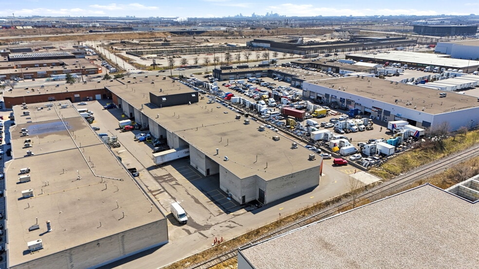 More Photos Of 2074 Steeles Ave E, Brampton Showroom For Sale