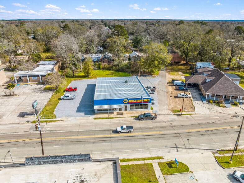More Photos Of 628 S Columbia St, Bogalusa Freestanding For Sale