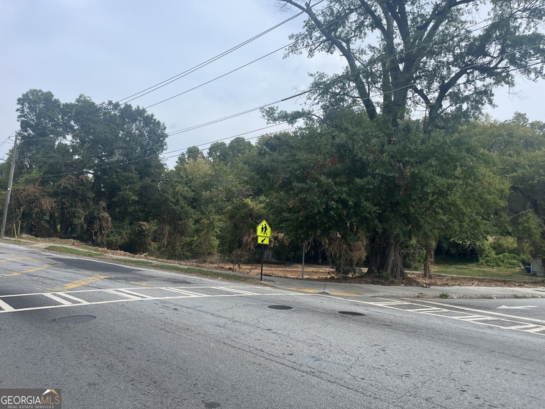 Primary Photo Of 82 W Lake Ave SW, Atlanta Land For Sale
