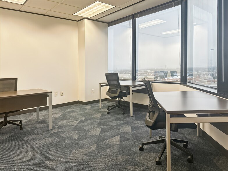 More Photos Of 6575 West Loop South, Bellaire Coworking Space