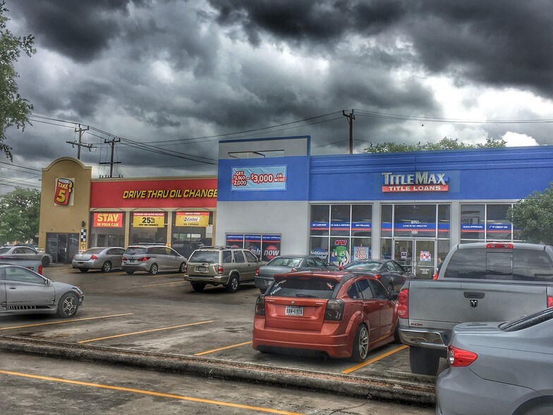 More Photos Of 7626 Culebra Rd, San Antonio Storefront For Lease