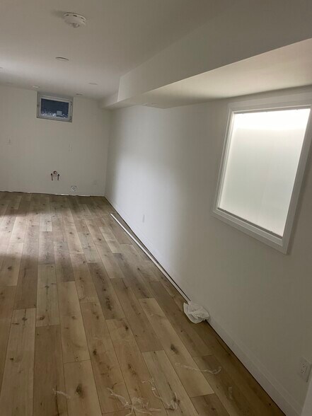 More Photos Of 434 Royal York Rd, Toronto Storefront Retail Residential For Lease