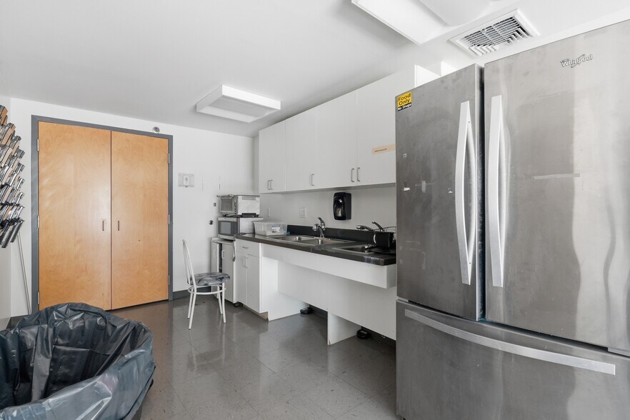More Photos Of 12-30 Central avenue ave, Lynn Office For Sale