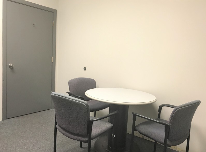 More Photos Of 78 Kenwood St, Cranston Office For Lease