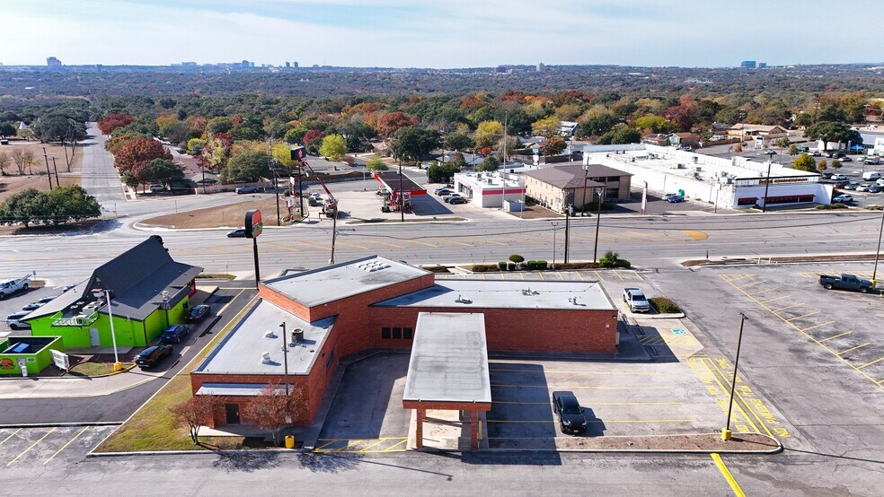 More Photos Of 2325-2399 NW Military Hwy, San Antonio Unknown For Lease