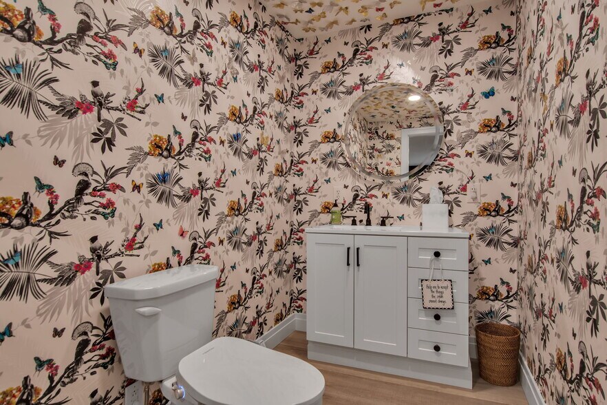 More Photos Of 3925 N Buffalo St, Orchard Park Storefront Retail Office For Sale