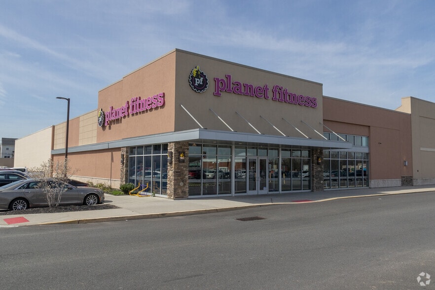 More Photos Of 3010-3070a State Route 35, Hazlet Unknown For Lease