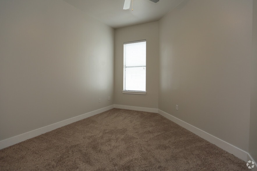 More Photos Of 4123 Cedar Springs Rd, Dallas Apartments For Lease