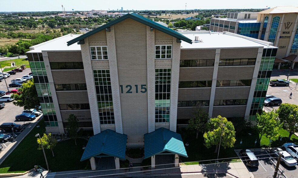 More Photos Of 1215 Coulter Dr, Amarillo Medical For Lease