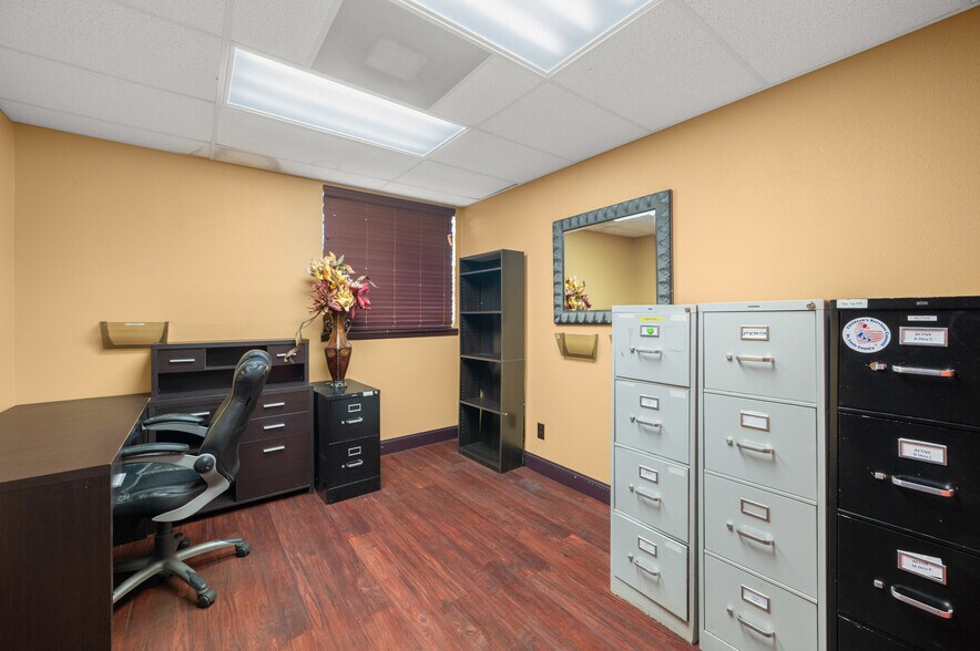 More Photos Of 500 S US Highway 1, Fort Pierce Office For Lease