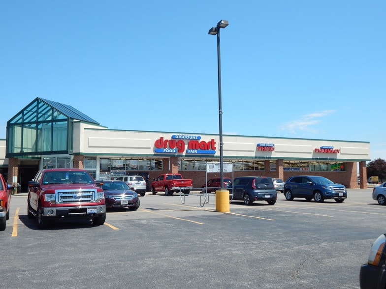 More Photos Of 1062 W McPherson Hwy, Clyde Unknown For Lease