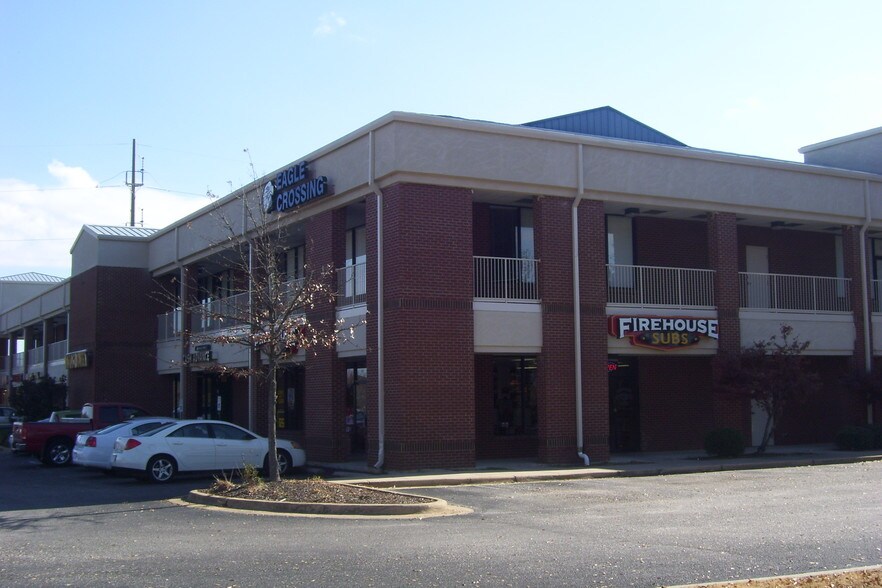 More Photos Of 1907 S College St, Auburn Storefront Retail Office For Lease