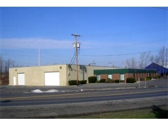 Primary Photo Of 6399 E Molloy Rd, East Syracuse Flex For Lease
