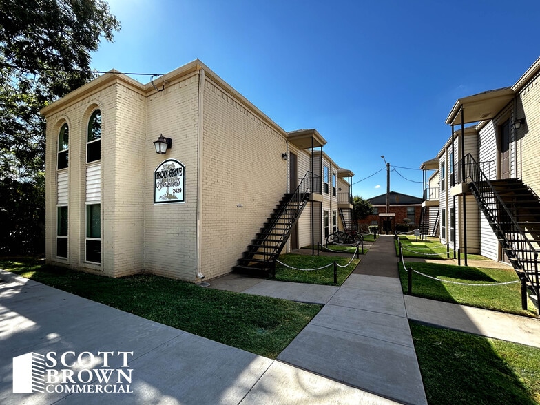 More Photos Of 2431 Stella St, Denton Apartments For Sale