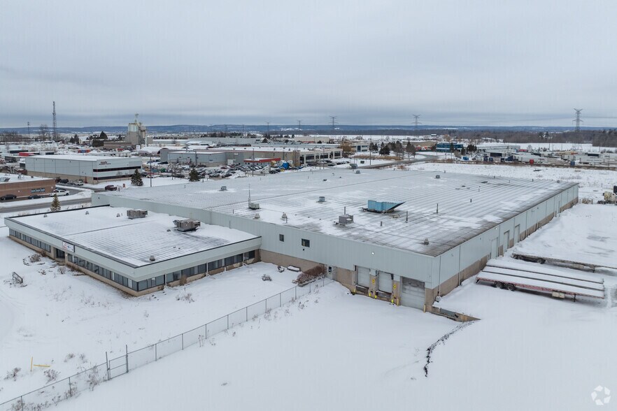 More Photos Of 8069 Lawson Rd, Milton Manufacturing For Lease