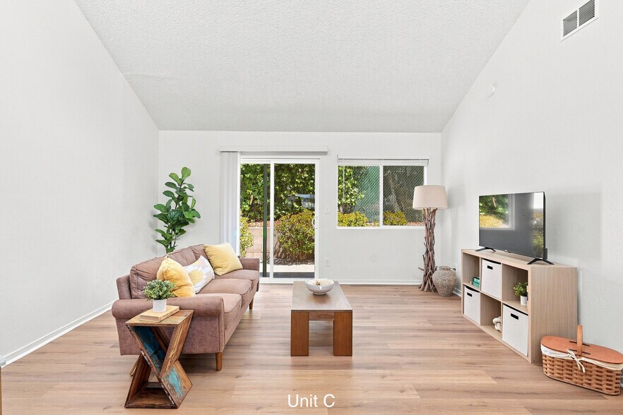 More Photos Of 1974 Nevada Ct, Los Osos Apartments For Sale