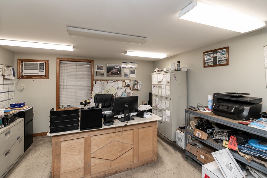 More Photos Of 56 US 46 Hwy, Columbia Distribution For Lease