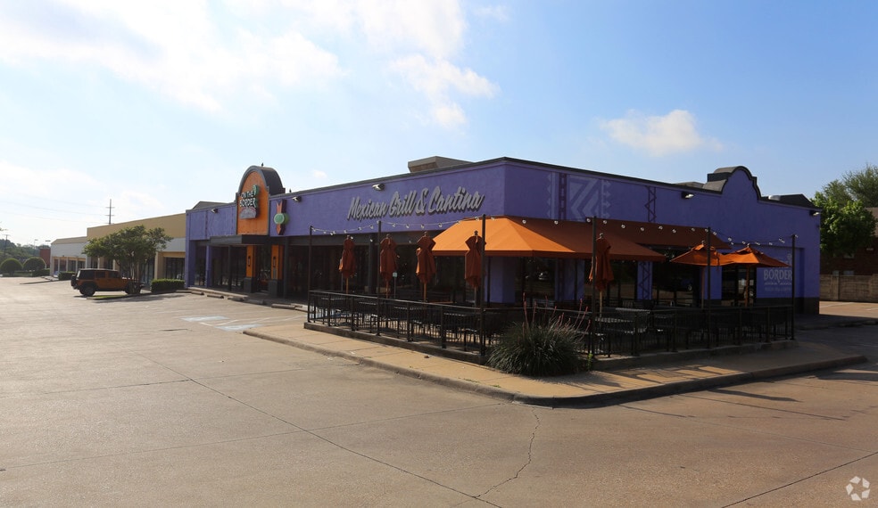 More Photos Of 1350 Northwest Hwy, Garland Storefront For Lease