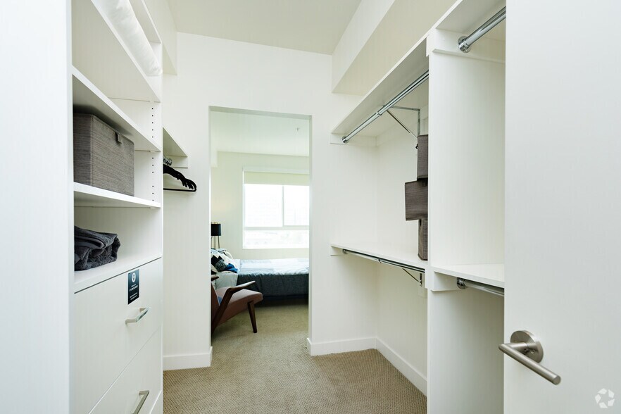 More Photos Of 1200 S Broadway, Los Angeles Apartments For Lease