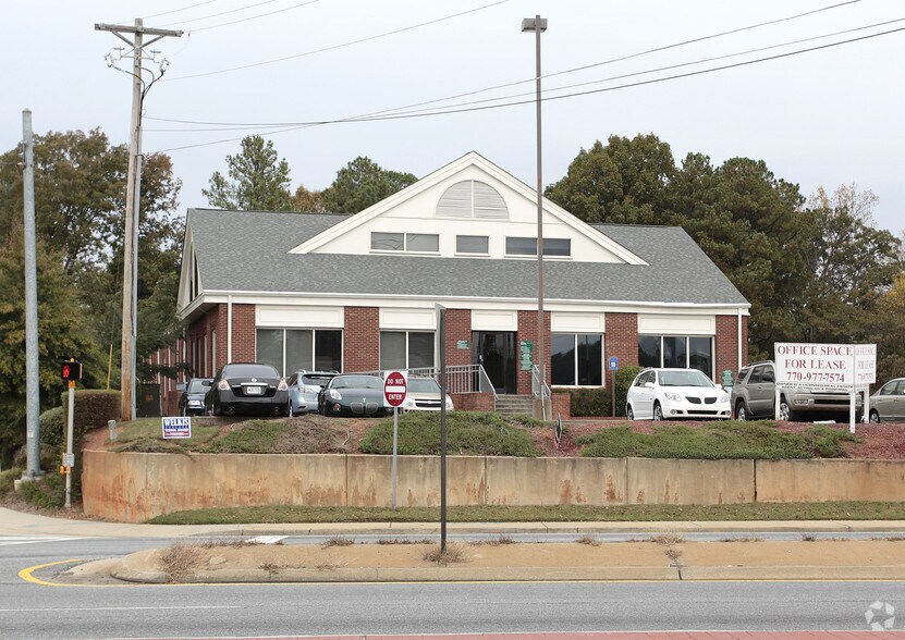 More Photos Of 3823 Roswell Rd, Marietta Medical For Lease