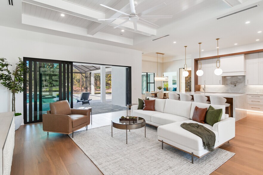 More Photos Of 3233 64th St SW, Naples Apartments For Sale