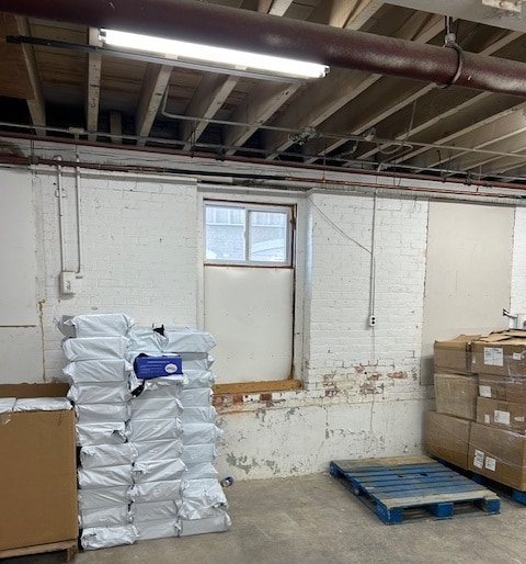 More Photos Of 49 Rose St, Stoughton Light Manufacturing For Lease