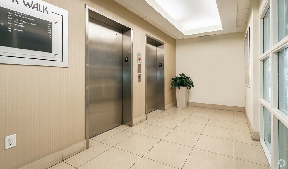 More Photos Of 1650 SE 17th St, Fort Lauderdale Office For Lease