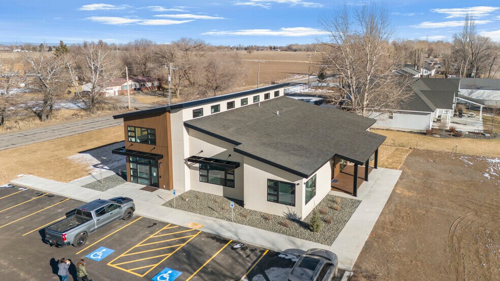 More Photos Of 865 3000 N, Rexburg Medical For Lease