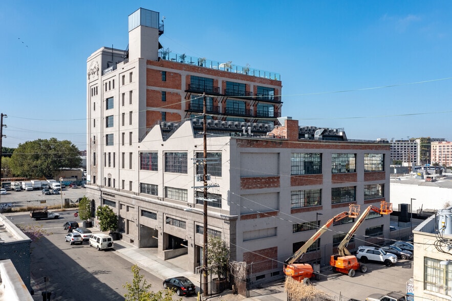 More Photos Of 691 Mill St, Los Angeles Apartments For Lease