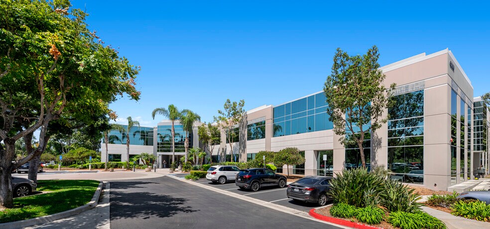 More Photos Of 6005 Hidden Valley Rd, Carlsbad Office For Lease