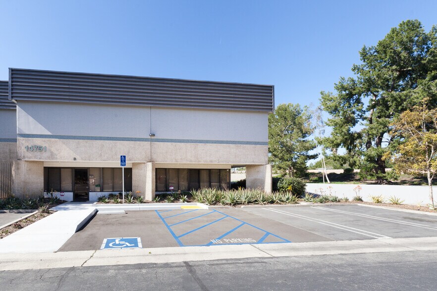 More Photos Of 14731 Franklin Ave, Tustin Unknown For Lease