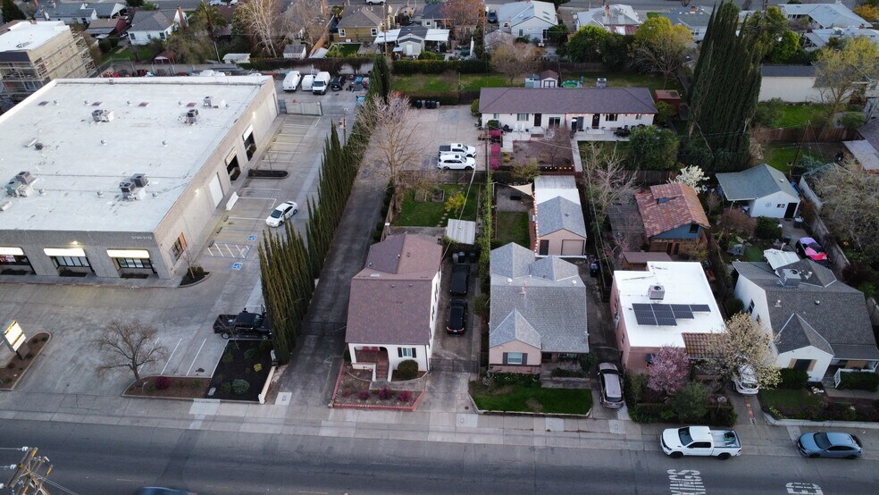 More Photos Of 5650 Broadway, Sacramento Apartments For Sale