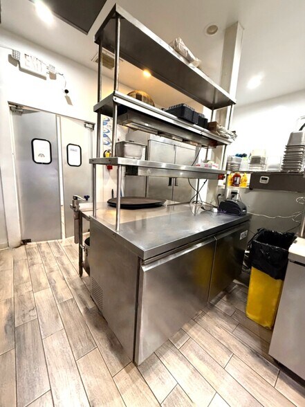 More Photos Of 36 W Pine Ave, Eastpoint Restaurant For Sale