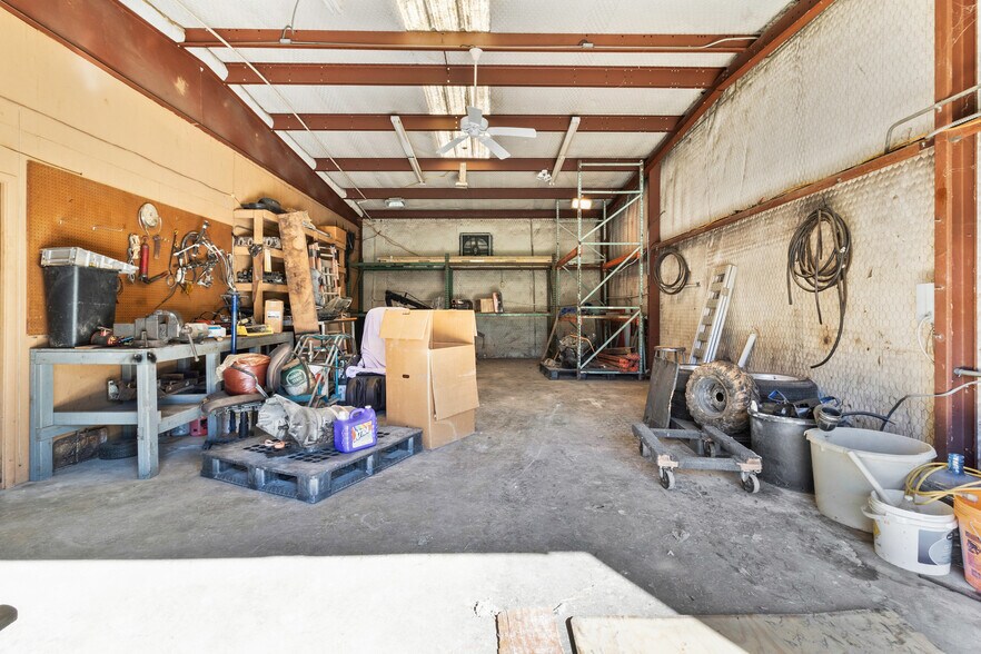 More Photos Of 3070 State Highway 19, Huntsville Specialty For Sale