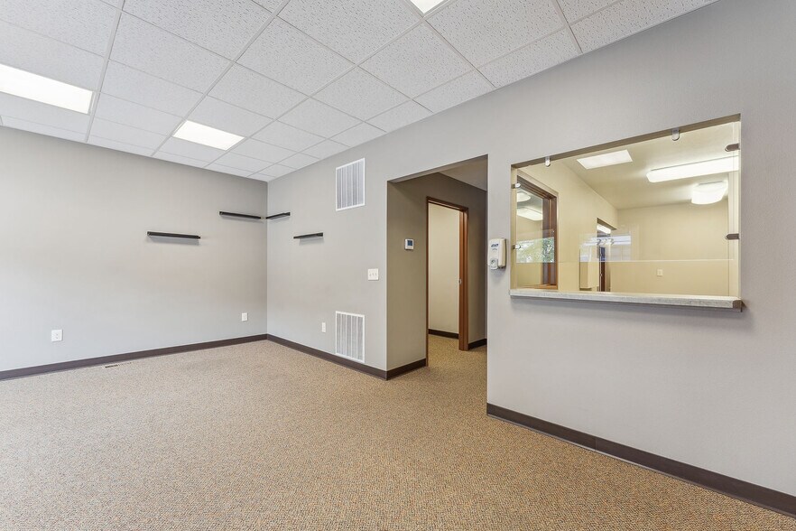 More Photos Of 223 E Main St, Reedsburg Storefront Retail Office For Sale