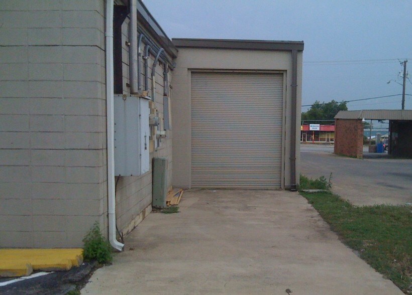 More Photos Of 3211 Norton Dr, Richland Hills Office For Lease