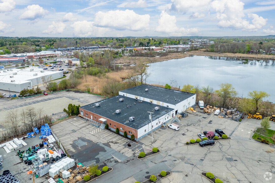 More Photos Of 110-120 Stergis Way, Dedham Research And Development For Lease