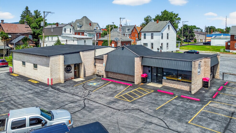 Primary Photo Of 2206 7th Ave, Altoona Restaurant For Sale